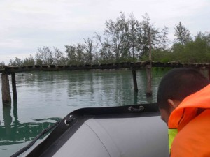 Baissez-la-tete-HKm-Seberang-Belitung-Indonésie